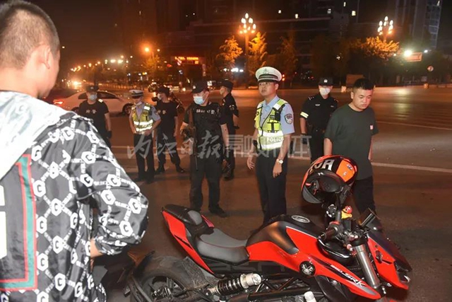 多路追击半个城！昨夜今晨，内江交警拉网设伏逮“赛摩”