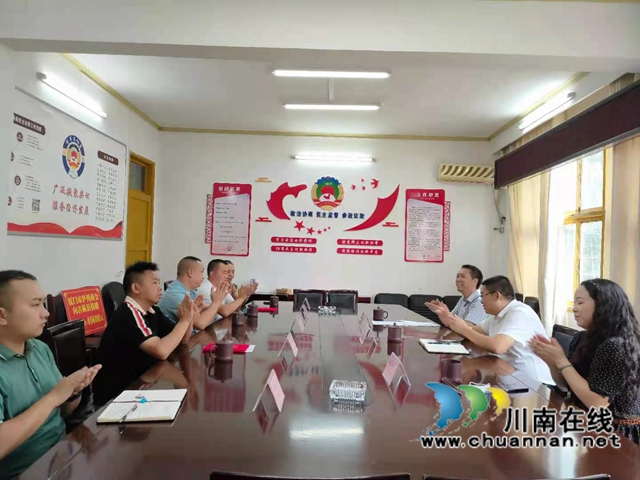 异地泸州商会助力古蔺灾后重建(图6) 异地泸州商会助力古蔺灾后重建(图6)