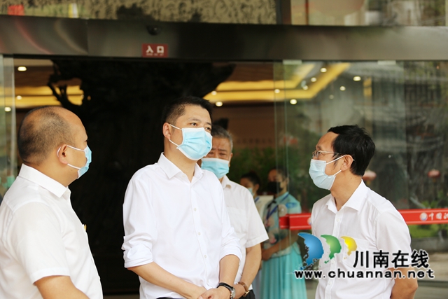叙永县委书记廖俊调研中国沈酒庄(图21) 叙永县委书记廖俊调研中国沈酒庄(图21)