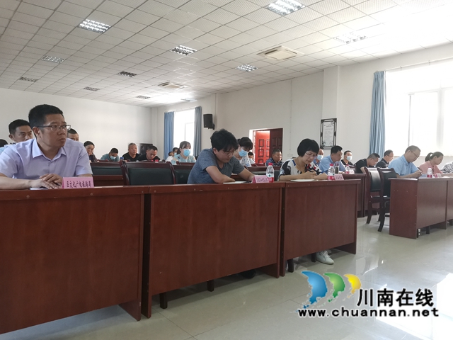 龙马潭区鱼塘街道:包保联动保平安,筑起疫情“防护墙”(图4) 龙马潭区鱼塘街道:包保联动保平安,筑起疫情“防护墙”(图4)