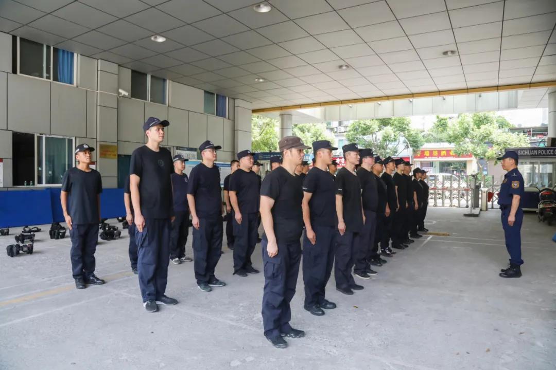 江阳：聚力实战炼铁军 铸牢警魂砺精兵(图8)