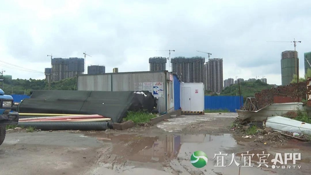 曝光!宜宾、泸州市场每月流入数千吨“歪油”!7人已被抓……(图2) 曝光!宜宾、泸州市场每月流入数千吨“歪油”!7人已被抓……(图2)