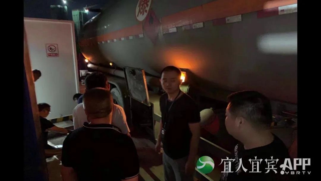 曝光!宜宾、泸州市场每月流入数千吨“歪油”!7人已被抓……(图6) 曝光!宜宾、泸州市场每月流入数千吨“歪油”!7人已被抓……(图6)