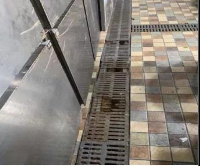 泸州市食品安全“红黑榜”(第九期)(图3) 泸州市食品安全“红黑榜”(第九期)(图3)