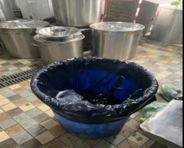 泸州市食品安全“红黑榜”(第九期)(图4) 泸州市食品安全“红黑榜”(第九期)(图4)