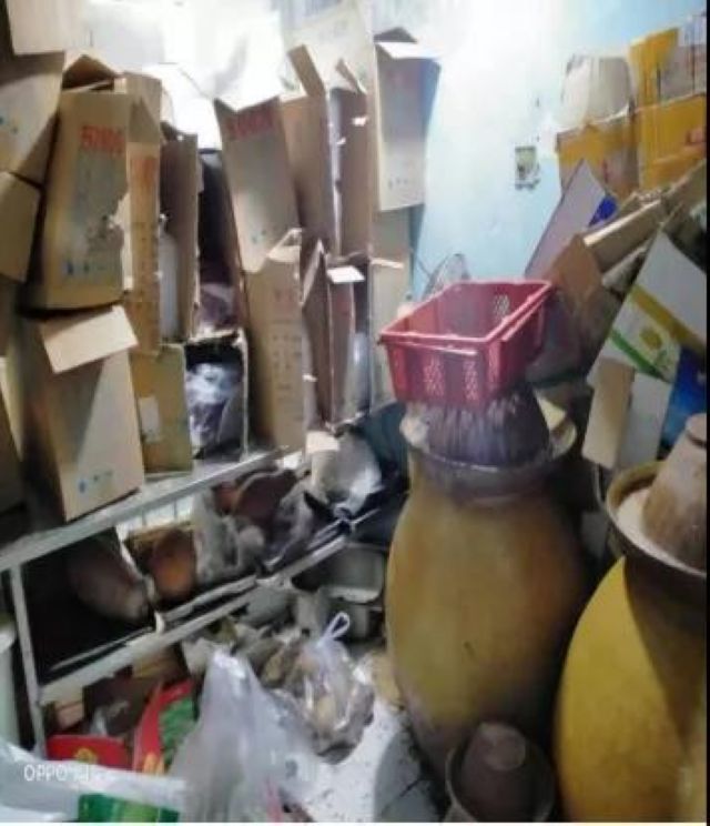 泸州市食品安全“红黑榜”(第九期)(图9) 泸州市食品安全“红黑榜”(第九期)(图9)