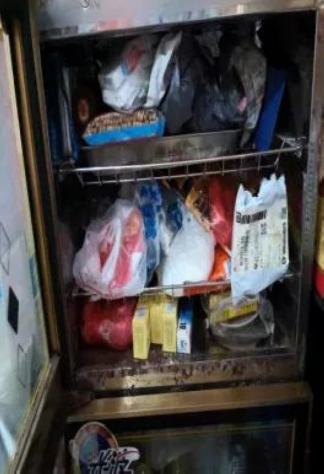 泸州市食品安全“红黑榜”(第九期)(图20) 泸州市食品安全“红黑榜”(第九期)(图20)