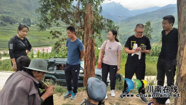 龙马潭区援彝干部：入户“面对面”，筑起大山中的免疫网