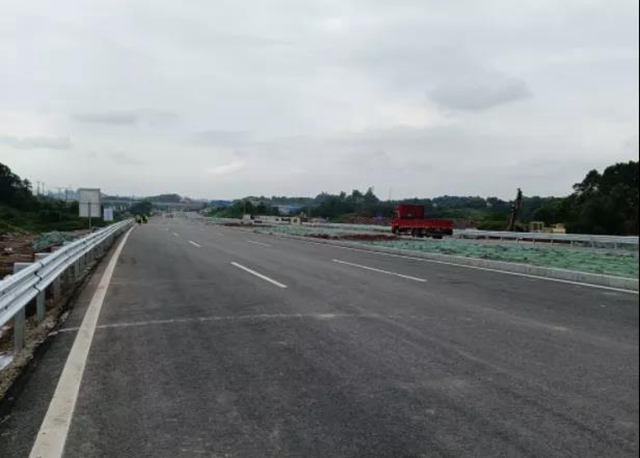 8分钟跑完全程！宜庆路连接线主线全幅通车(图2)