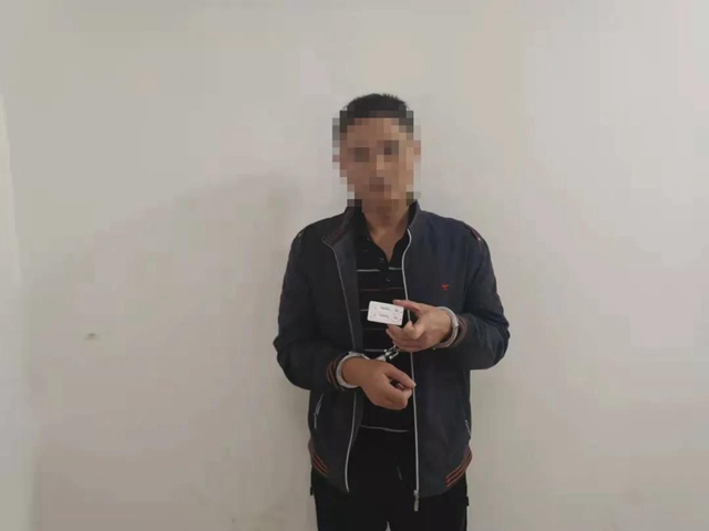 又是他!叙永城区的“扒窃手”已到案!(图4) 又是他!叙永城区的“扒窃手”已到案!(图4)