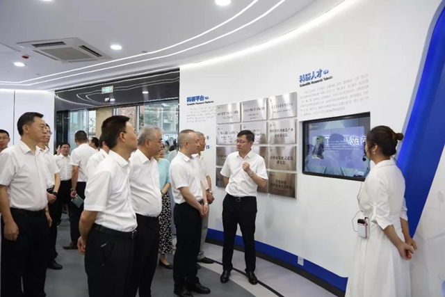 泸州职院多个基地揭牌，将打造科技创新综合体！(图4)