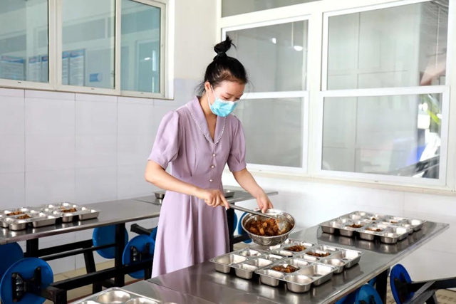 快看！这里是泸州十八中“御膳房”！(图25)