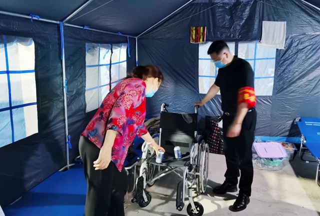 守望相助 共克时艰 | 中实集团全力转移受灾泸县人民(图7) 守望相助 共克时艰 | 中实集团全力转移受灾泸县人民(图7)