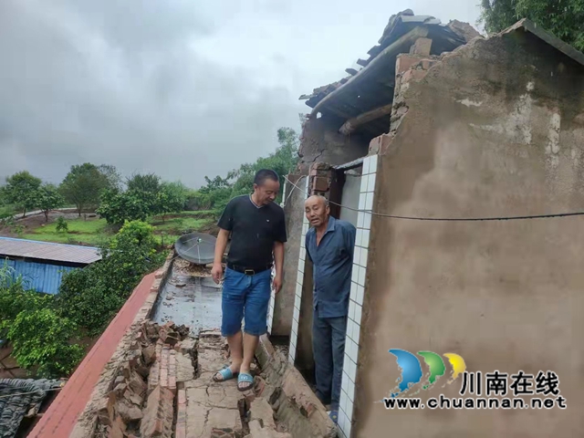 抗震救灾，泸州民建在行动！(图3)