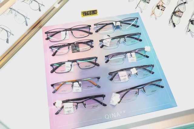 【我为群众办实事】合江县中医医院眼视光配镜中心正式揭牌啦！(图10)