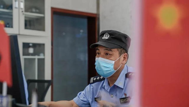 国庆第三日，龙马警队掠影(图5)