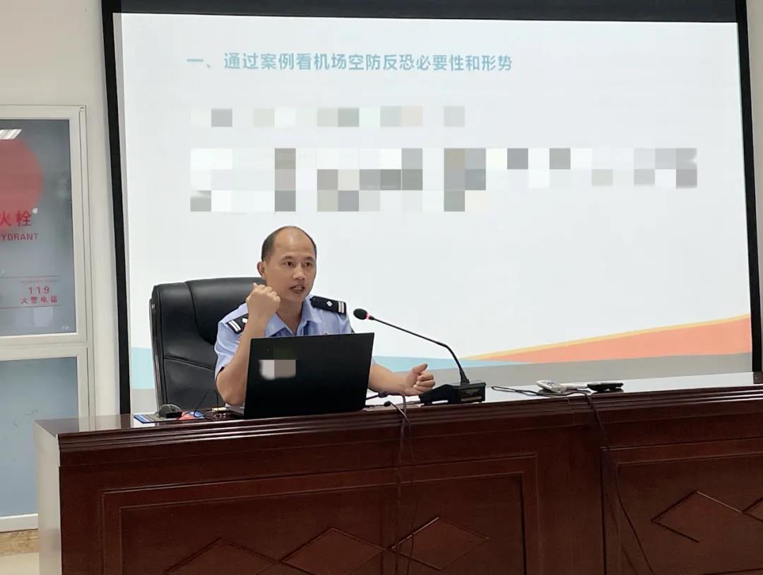 国庆第四日，镜头下的泸州机场公安分局(图5)