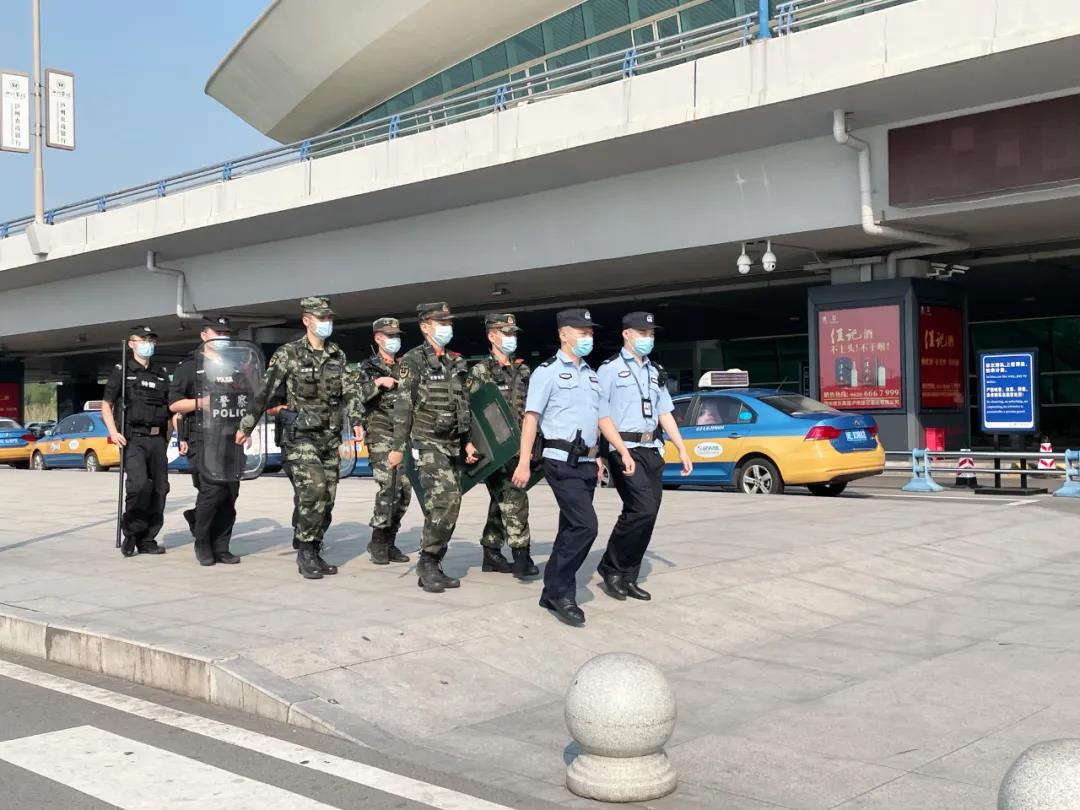 国庆第四日，镜头下的泸州机场公安分局(图7)