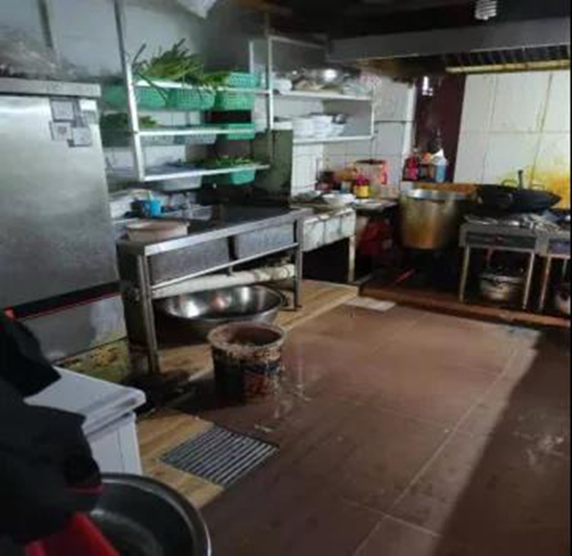 泸州市食品安全“红黑榜”（十四期）(图13)