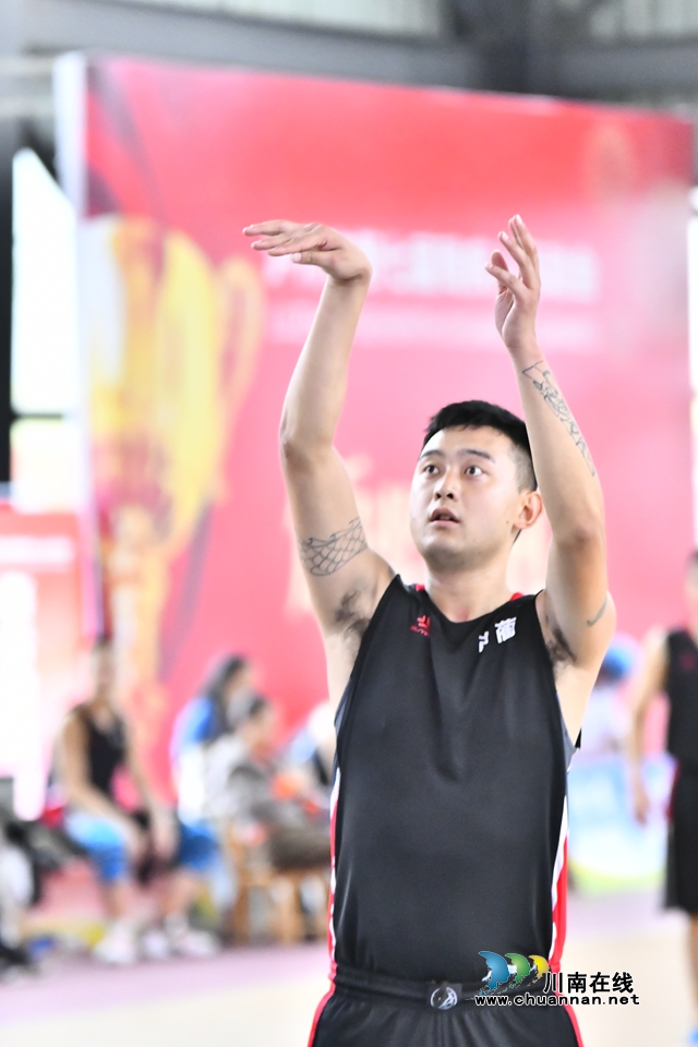 “静悄悄”的赛场等你来拼搏！泸州市第七届残疾人运动会聋人篮球比赛开幕(图7)