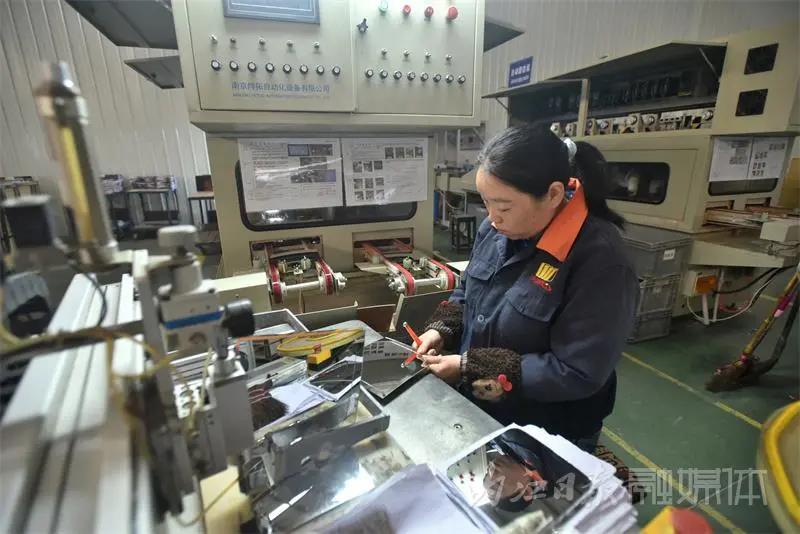 想不到吧！全国1/5的“车耳朵”都是内江造(图2)