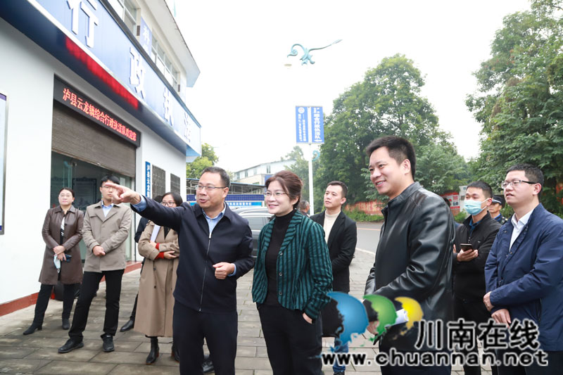 泸州市两项改革“后半篇”文章督导组赴泸县云龙镇调研
