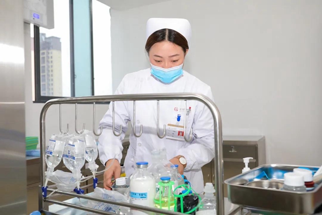 【扩散】合江县中医医院肿瘤·肾病·全科医学科收治患者啦!(图4) 【扩散】合江县中医医院肿瘤·肾病·全科医学科收治患者啦!(图4)