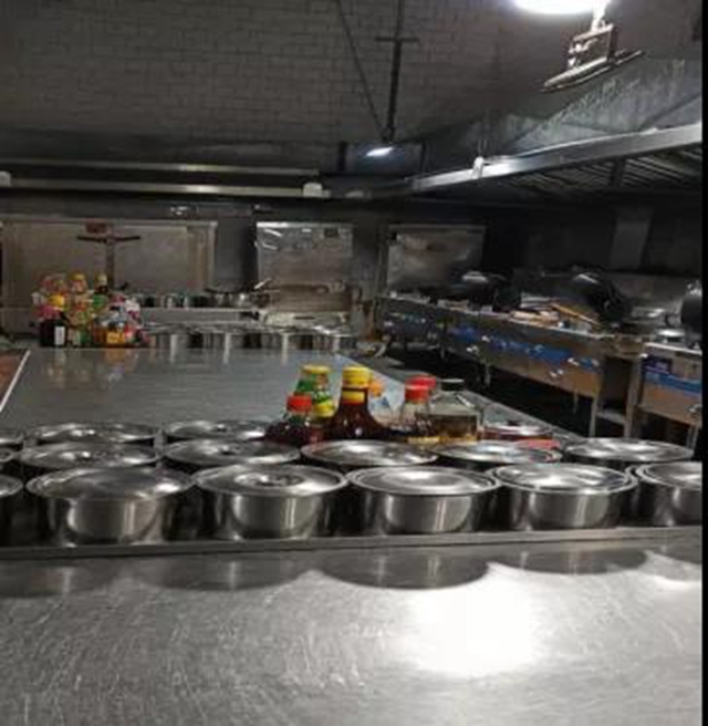 泸州市食品安全“红黑榜”第十七期(图6) 泸州市食品安全“红黑榜”第十七期(图6)