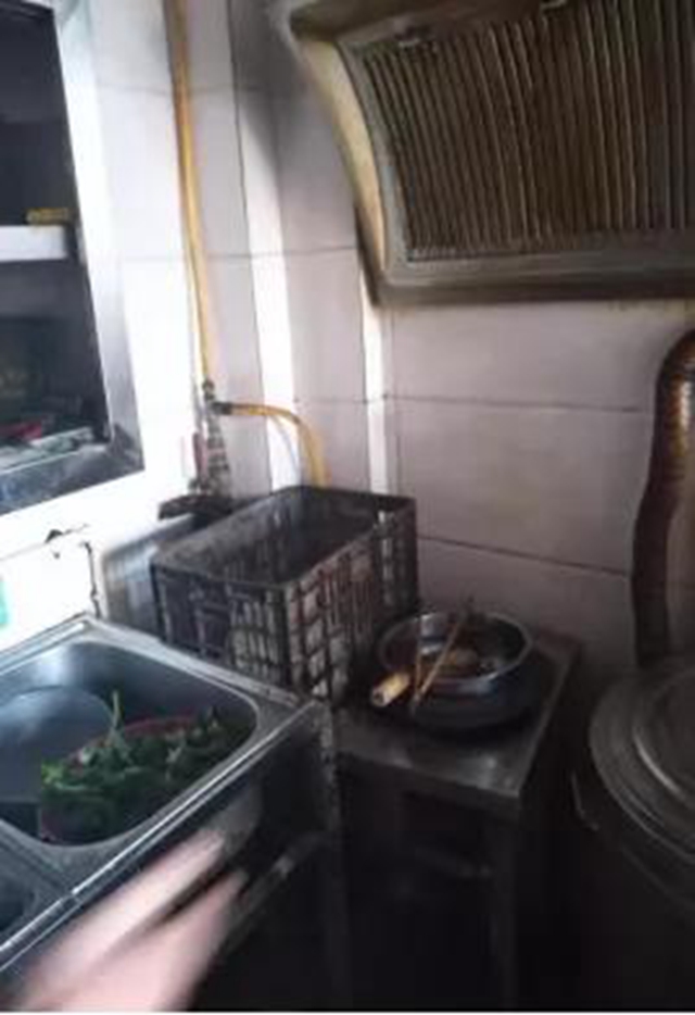 泸州市食品安全“红黑榜”第十七期(图32) 泸州市食品安全“红黑榜”第十七期(图32)