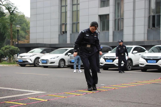超硬核！直击江阳法院司法警察实战化考核验收现场(图13)