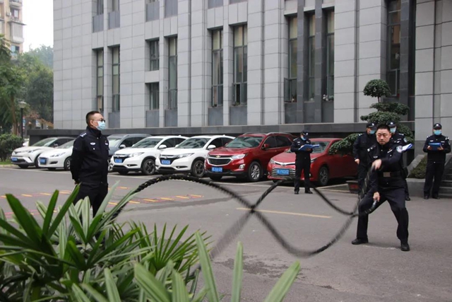 超硬核！直击江阳法院司法警察实战化考核验收现场(图11)