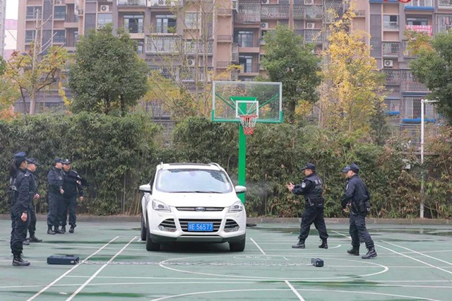龙马法警实战化训练见实效(图10) 龙马法警实战化训练见实效(图10)