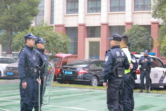 龙马法警实战化训练见实效(图12) 龙马法警实战化训练见实效(图12)