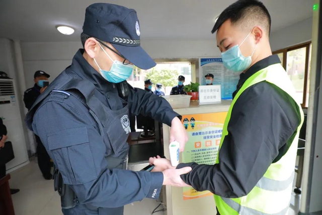 龙马法警实战化训练见实效(图16) 龙马法警实战化训练见实效(图16)