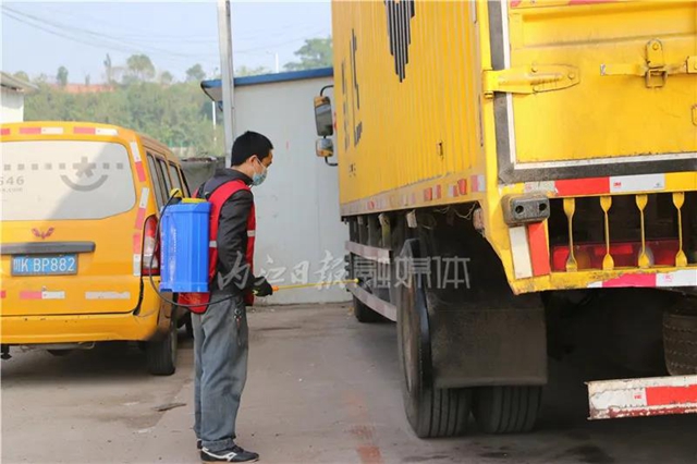 到内江的快递安全吗？记者“消杀”现场直击(图2)