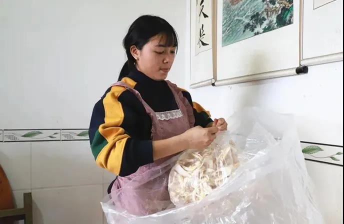 直播带货 让宜宾农产品有了“新销路”(图4)