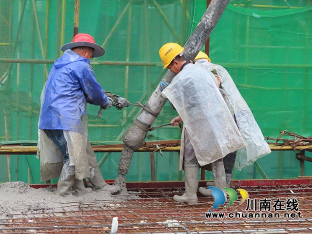 泸州市殡仪馆殡仪服务中心主体封顶(图1)