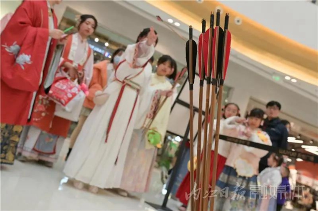 穿越千年!上百内江人在这里“梦回汉朝”(图13) 穿越千年!上百内江人在这里“梦回汉朝”(图13)