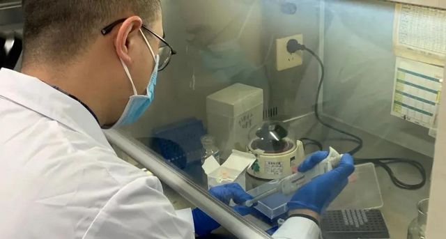 后续来了!泸州高空烟头烫穿婴儿车的人已确定(图3) 后续来了!泸州高空烟头烫穿婴儿车的人已确定(图3)