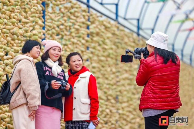 厉害了！自贡这条网红长廊销售产值预计近2亿(图6)