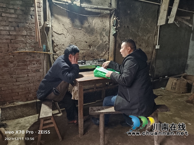 泸县云龙镇：走访慰问脱贫户，精准帮扶暖人心