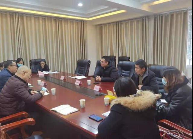 泸州市卫生健康委召开医废处置座谈会