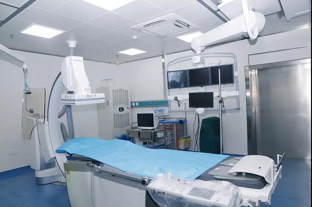 【扩散】年手术量3000台次！这机器够厉害……(图2)