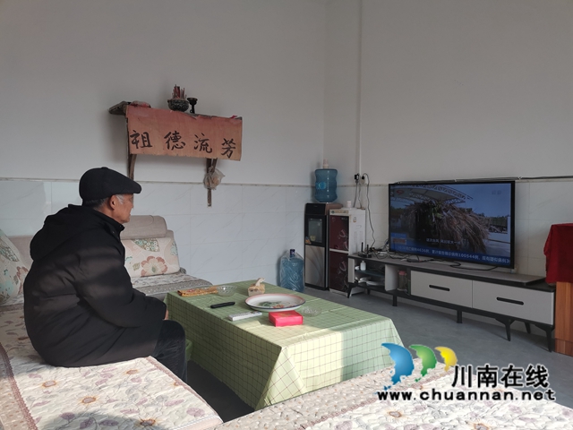 震后一百天  泸县灾民安居梦逐渐变为现实(图2)