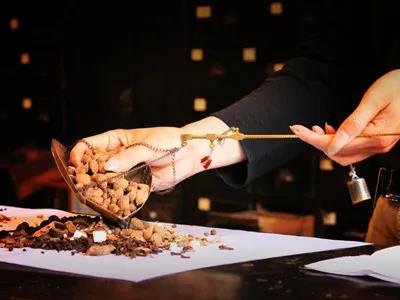 【中西结合】挽留“离家出走”的头发,合江县中医医院有妙(图6) 【中西结合】挽留“离家出走”的头发,合江县中医医院有妙(图6)