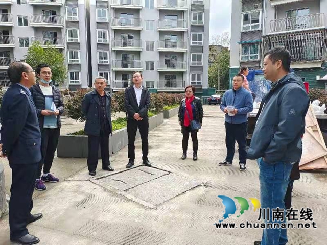 纳溪区自然资源和规划分局切实解决群众办证难问题