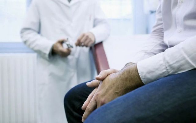 【关注】泸州男子从脚趾肿到“蛋蛋”，结果……